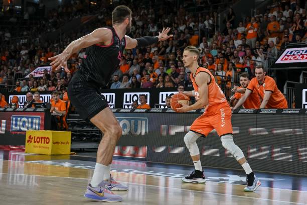 有更精彩的 有更精彩的